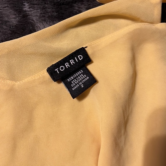 Torrid flowy swing chiffon tank - Picture 2 of 3